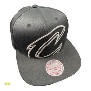 Black Cleveland Cavaliers Mitchell Ness Snap Back